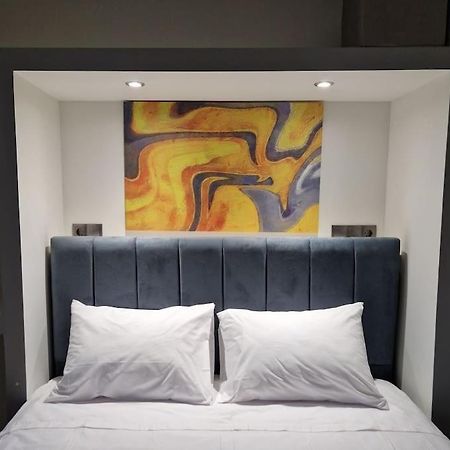 Faronita - Luxury Apt In The Heart Of Kalamata Eksteriør billede