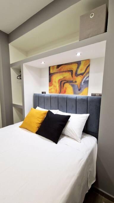 Faronita - Luxury Apt In The Heart Of Kalamata Eksteriør billede
