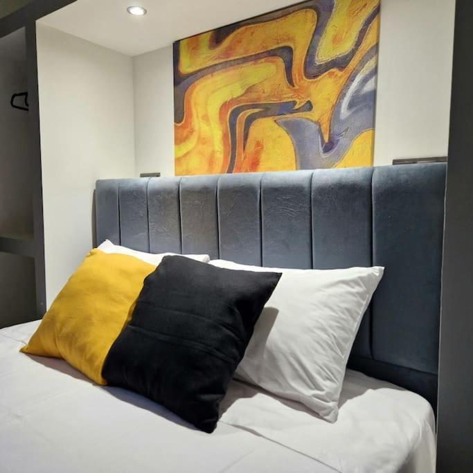 Faronita - Luxury Apt In The Heart Of Kalamata Eksteriør billede
