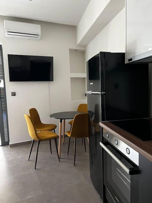 Faronita - Luxury Apt In The Heart Of Kalamata Eksteriør billede